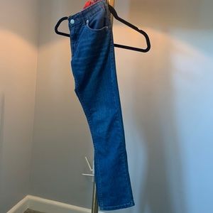 Levi’s dark blue jeans